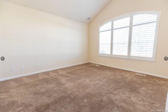 22834 E Davies Dr in Aurora, CO - Building Photo - Building Photo