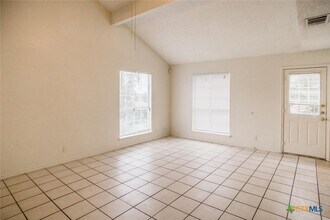113 Crest Dr in San Marcos, TX - Building Photo - Building Photo