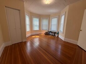 53 Litchfield St, Unit 1 in Boston, MA - Building Photo