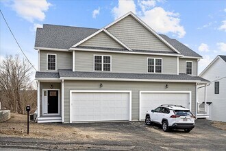77 Upland St in Worcester, MA - Building Photo - Building Photo
