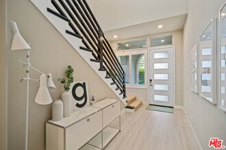101 Turnstone in Irvine, CA - Building Photo - Building Photo