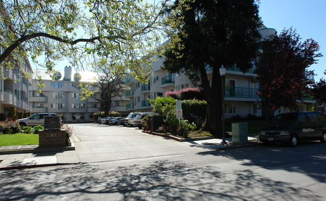 The Mayfield in Palo Alto, CA - Building Photo - Building Photo