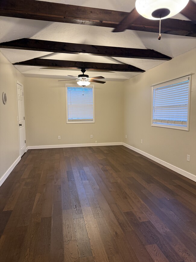 4438 17th St W in Bradenton, FL - Foto de edificio - Building Photo