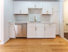 3 Lauriat Pl, Unit A in Medford, MA - Building Photo - Building Photo