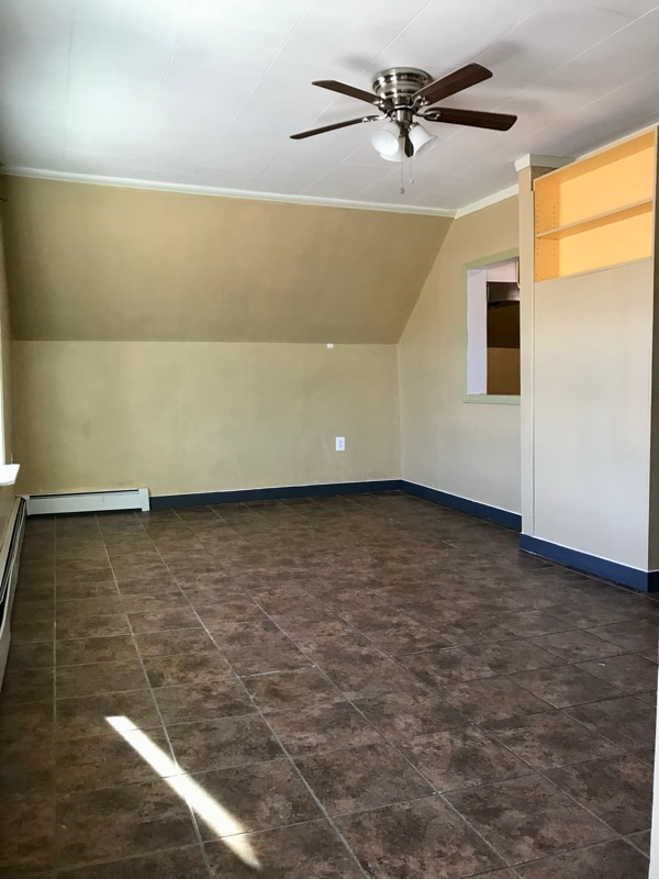 575 White Mountain Hwy in Milton, NH - Foto de edificio - Building Photo