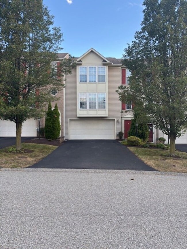 property at 1907 Michael Dr