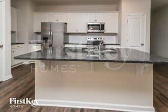 2041 Cypress Village Dr NW in Concord, NC - Foto de edificio - Building Photo