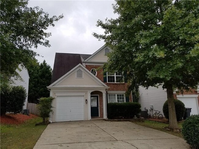 property at 2704 Regent Walk Dr