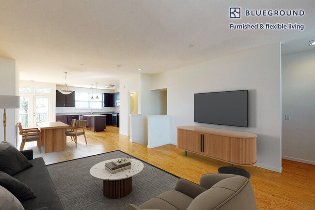 998 Stewart Ave in Garden City, NY - Building Photo - Building Photo