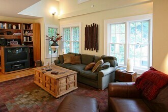 3910-3912 Thomas Ave S in Minneapolis, MN - Building Photo - Building Photo