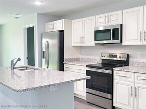 501 Triumph Dr in Sebring, FL - Building Photo - Building Photo