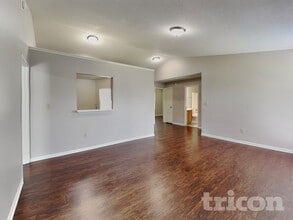 4211 Dunedin Ct in Noblesville, IN - Foto de edificio - Building Photo