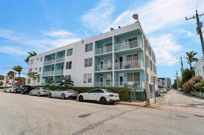 1150 Euclid Ave, Unit 101 in Miami Beach, FL - Foto de edificio - Building Photo