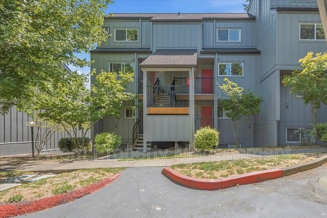 property at 4 Touchstone Dr