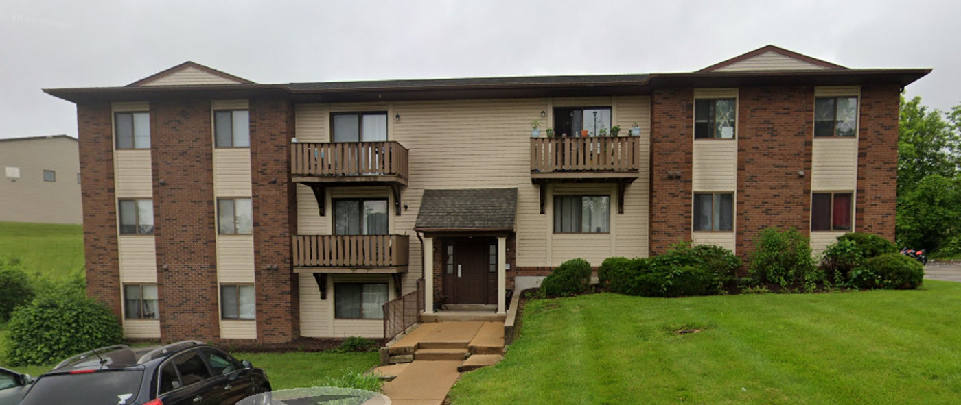 20 Southwinds Cir in Washington, MO - Foto de edificio