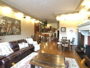 186 Beacon St-Unit -Apt 3 in Boston, MA - Building Photo - Building Photo