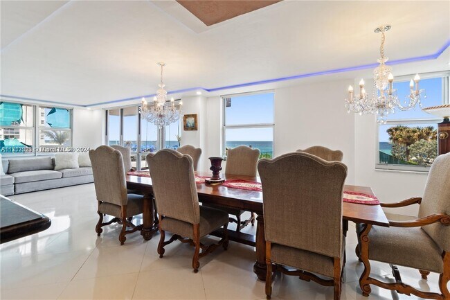 1912 S Ocean Dr in Hallandale Beach, FL - Building Photo - Building Photo
