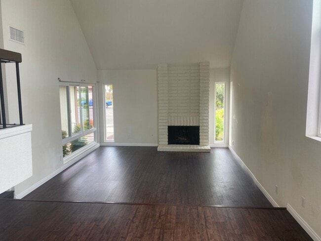 5307 Maple View Cir in Camarillo, CA - Building Photo - Building Photo