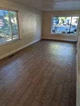 2544 S Park St, Unit Lower in Salt Lake City, UT - Foto de edificio - Building Photo
