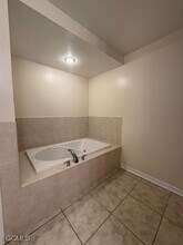 1118 Copley St E in Lehigh Acres, FL - Foto de edificio - Building Photo