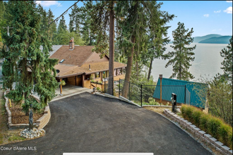 1835 S Silver Beach Rd in Coeur d'Alene, ID - Building Photo - Building Photo