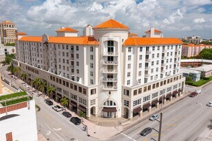 2030 Douglas Rd in Miami, FL - Building Photo