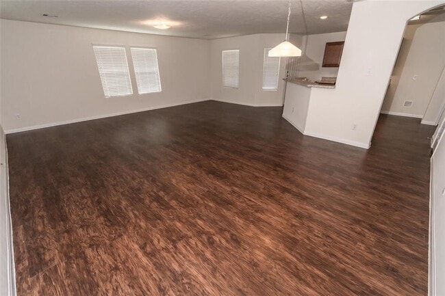 2436 W Werrington Way in Houston, TX - Building Photo - Building Photo