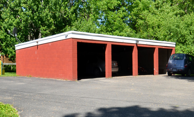 58 Parrish Street in Canandaigua, NY - Building Photo - Building Photo