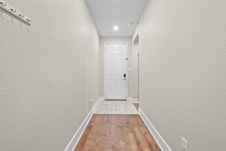 291 Jarbridge Dr in Kyle, TX - Building Photo - Building Photo