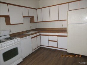 2495 Detroit Ave-Unit -3 in Kingman, AZ - Building Photo - Building Photo
