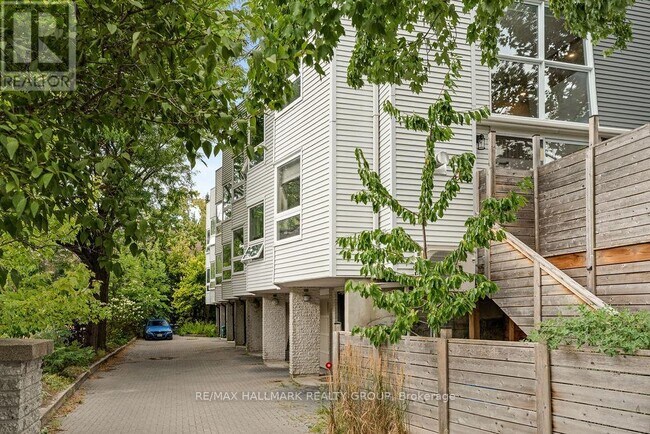 property at 47 Ontario St