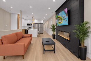 982 Campbell Av, Unit 1 in Windsor, ON - Building Photo