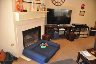 609 E 49th St in Austin, TX - Building Photo - Building Photo