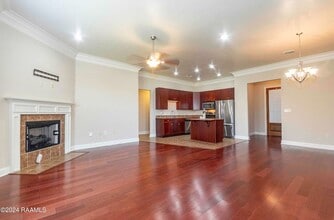 101 Tall Oaks Ln in Youngsville, LA - Building Photo - Building Photo