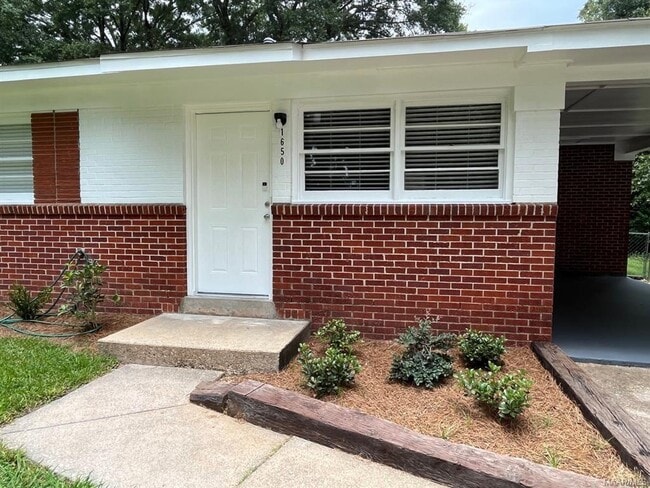 1650 Sheffield Rd in Montgomery, AL - Foto de edificio - Building Photo