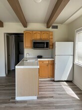 535 Loma Vista St, Unit GST in El Segundo, CA - Building Photo - Building Photo