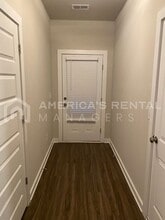 240 Avalon Wy in Clanton, AL - Building Photo - Building Photo