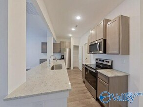 6150 Taramore Ln NW in Huntsville, AL - Building Photo - Building Photo