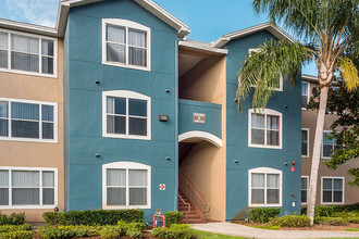 Villas at Lake Smart Apartments in Winter Haven, FL - Building Photo - Building Photo