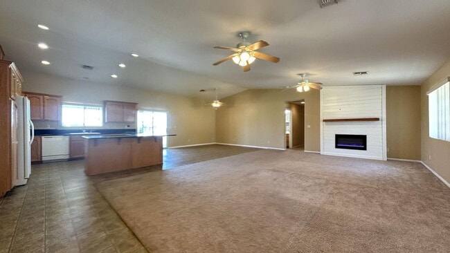 39559 Cherry Valley Blvd in Cherry Valley, CA - Building Photo - Building Photo