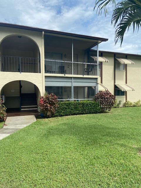property at 3526 La Palmas Ct