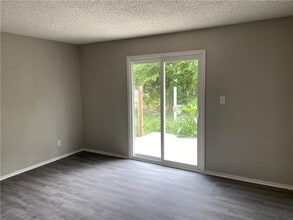 1085 Linde Ave in New Braunfels, TX - Building Photo - Building Photo