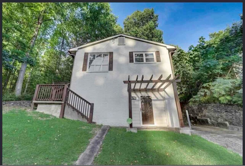 271 Childs Dr NW in Atlanta, GA - Building Photo