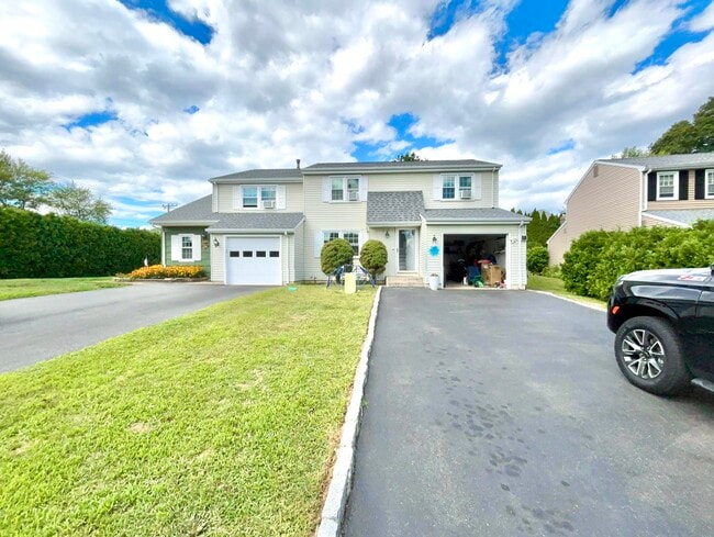 property at 6 Pebble Dr