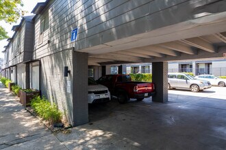 2020 Congress Ave S in Austin, TX - Building Photo - Building Photo