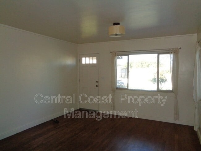 415 17th St in Pacific Grove, CA - Building Photo - Building Photo