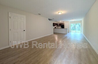 7824 Playschool Ln in Jacksonville, FL - Building Photo - Building Photo