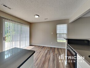 6303 McIntyre Ridge Dr in Charlotte, NC - Foto de edificio - Building Photo