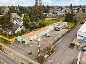 7031 Pacific Ave in Tacoma, WA - Building Photo - Building Photo