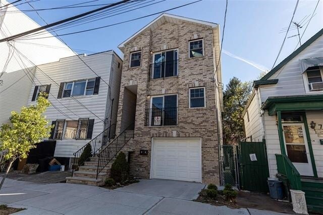 property at 69 Hutton St